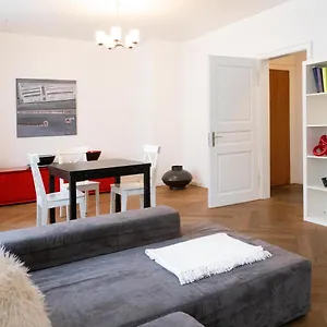 apartments-spalenring-10.hotelsbaselswitzerland.com/